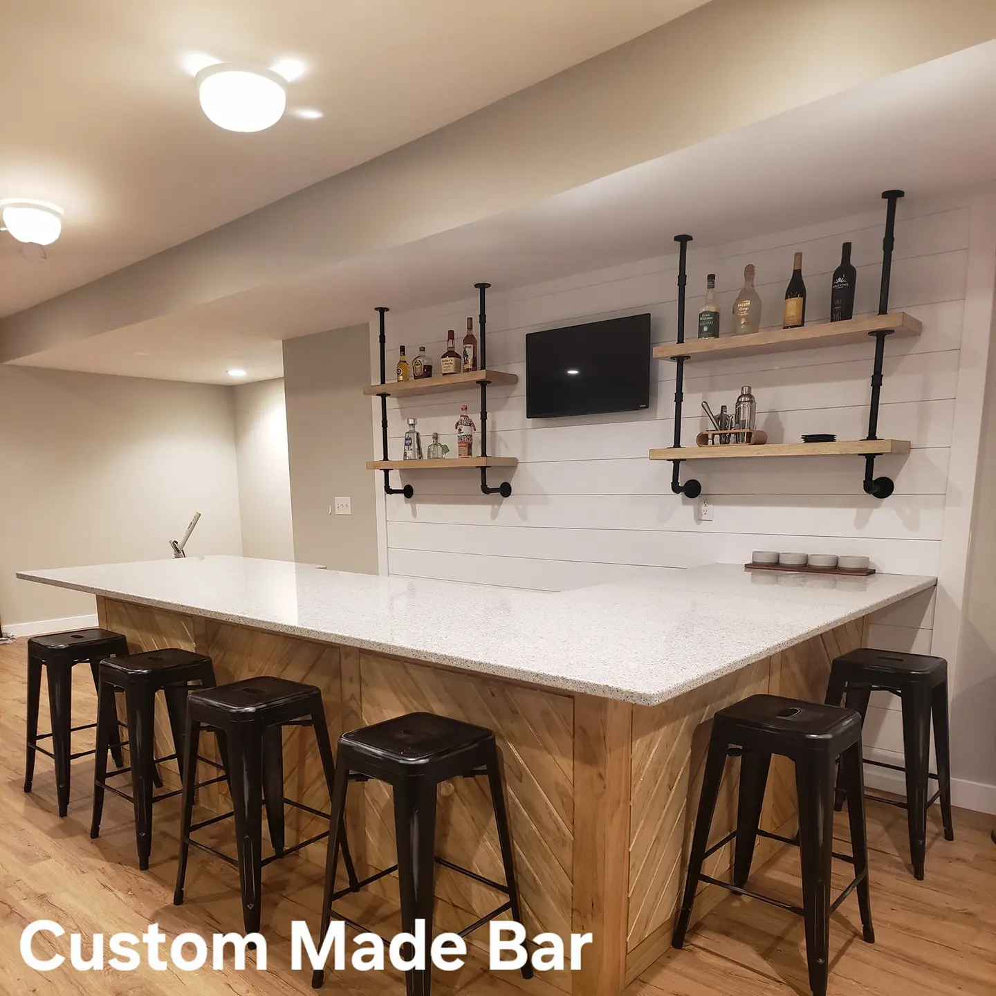 Custom-made bar Sioux City