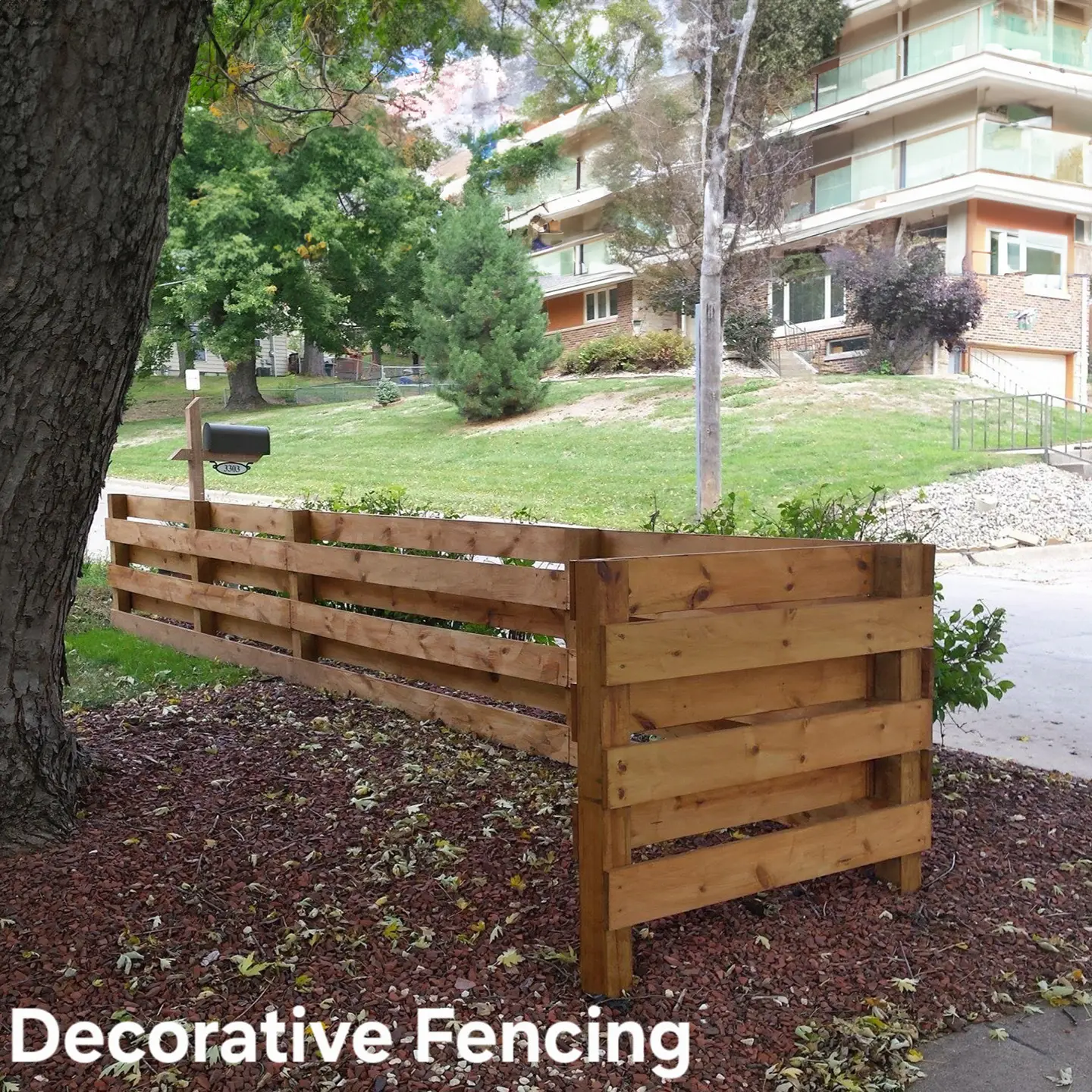 Custom fencing Sioux City